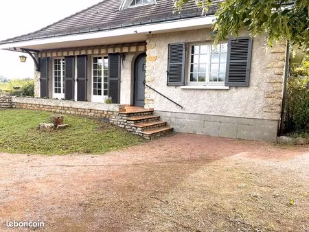 maison sur sous sol avec grand terrain