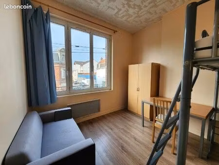 appartement à louer à arras  50m de l'université ( etudiants uniquement)