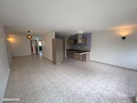 appartement 5 pièces 94 m²