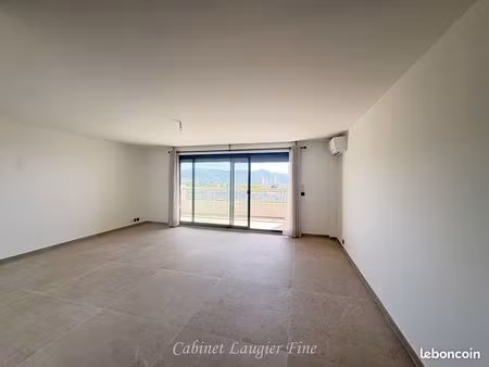 appartement 4 pièces 106 m²