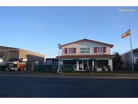 a vendre-bar tapas licence iv + food truck