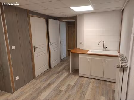 local commercial à mutzig centre - local 20 m² avec salle d’eau et douche dans un cabinet 