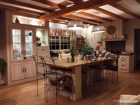 maison de charme vue imprenable sur les pyrénées