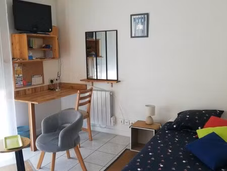 loue studio meublé