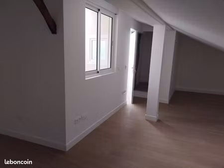 studio refait à neuf – place jean jaurès