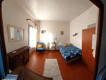 studio ensoleillé