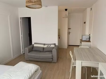 studio meublé moncoutant sur sèvre