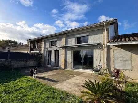 maison t4 saint christoly-de-blaye