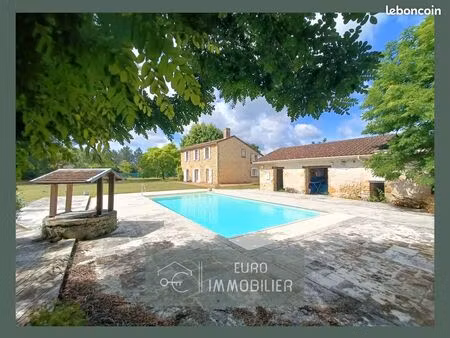 propriété 7 pièces 170 m²