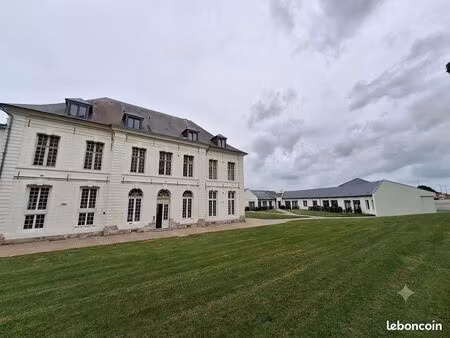 maison 2 chambres avec terrasse et jardin au château de maroeuil