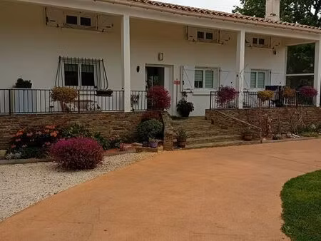 villa avec piscine