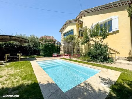 maison 7 pièces 150 m²