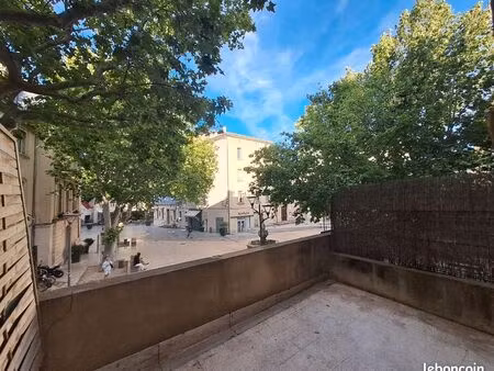 studio centre ville/place de la mairie