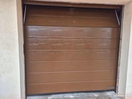 canet plage centre garage individuel 20 m2