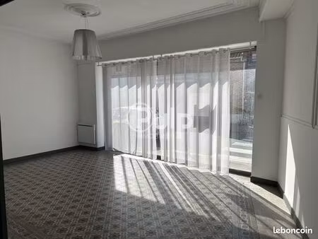 local commercial 117 m²