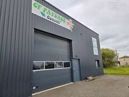 local de 150 m2 à loupiac-de-la-réole