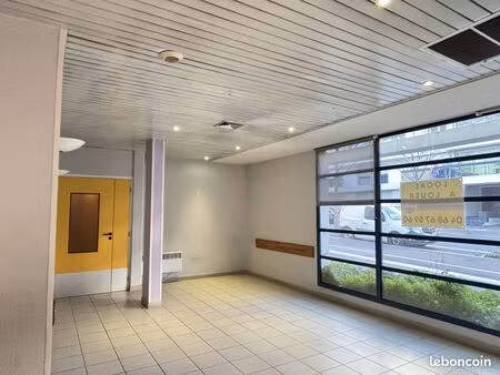 local 265 m² perpignan