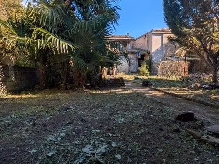 maison de ville à rénover avec jardin  dépendance et combles aménageables - fort potentiel