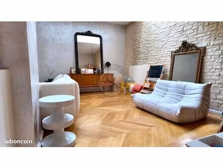 maison 8 pièces 187 m²