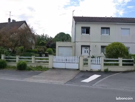 maison semi-indépendante 6 pièces terrain 300m2