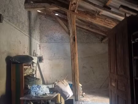 maison garage et jardinet