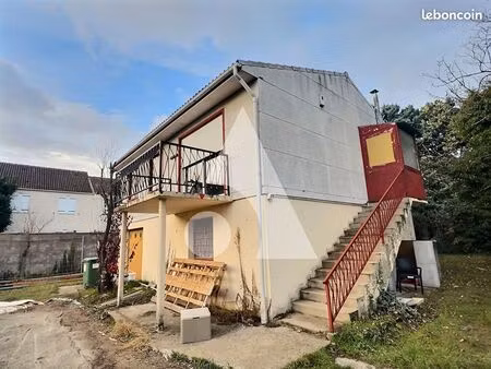maison 4 pièces 139 m²