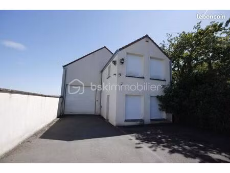immeuble 5 pièces 195 m²