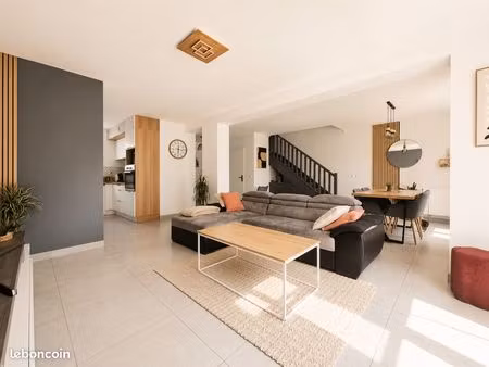 maison 5 pièces 128 m²