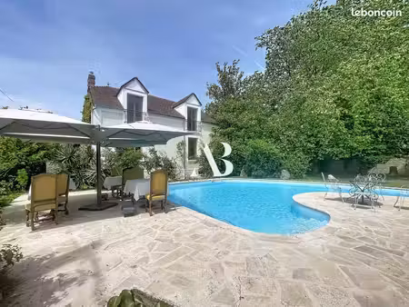 propriété 6 pièces 146 m²