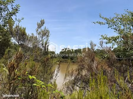 terrain 112076 m² ingrandes