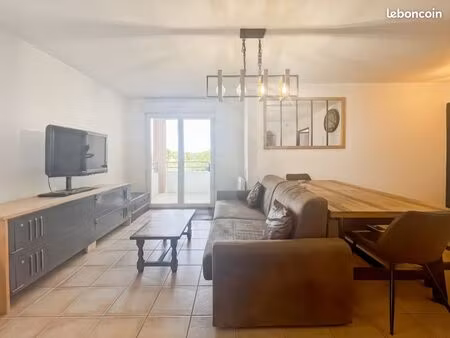 appartement 3 pièces 56 m²