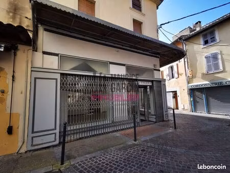 local 80 m² cavaillon