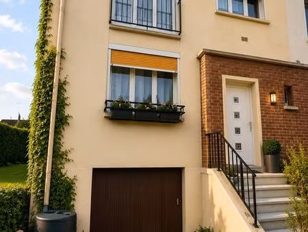 exclusivité camon - maison 3 chambres  jardin  véranda et garage