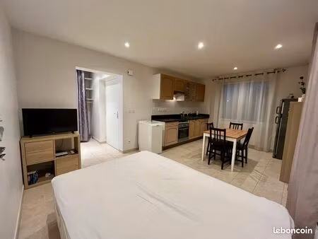 studio meublé