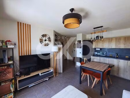 appartement 3 pièces 55 m²