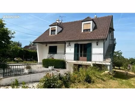 propriété 7 pièces 150 m²