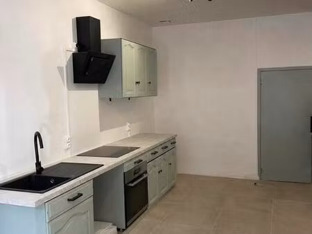 maison de ville rénovée 60m2 centre lisle-sur-tarn