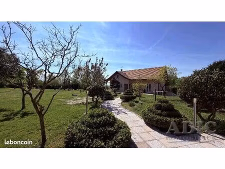 maison 6 pièces 160 m²