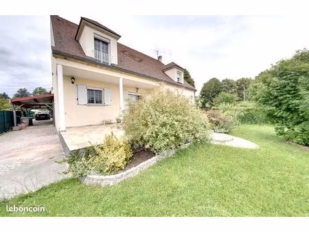maison 7 pièces 300 m²