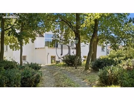 maison 14 pièces 385 m²