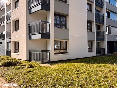 t4 84 m² - prix de vente 254 000 - rez-de-jardin avec loggia - vue parc arboré - 15 min du