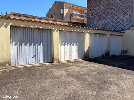garage/box 14 m² les sables d olonne