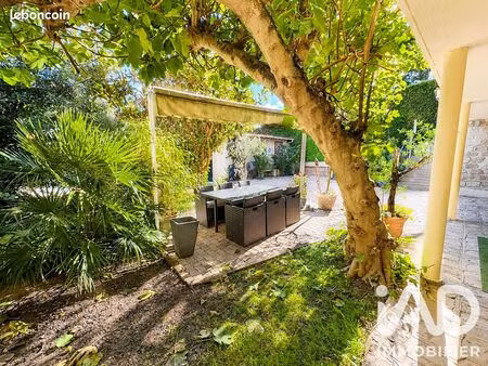 maison 8 pièces 167 m²