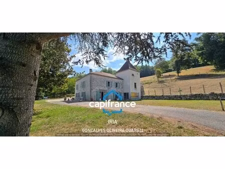 propriété de charme au coeur de la nature à vendre 6 pièces et 124763m² de pujols (47)