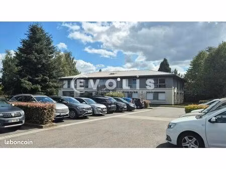 bureaux 65 m²