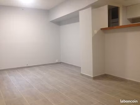 local 24 m² meaux