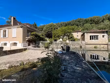 maison 14 pièces 460 m²
