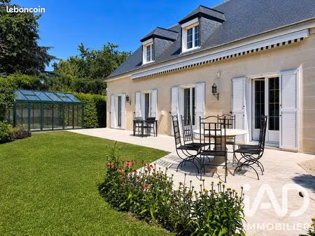 propriété 8 pièces 190 m²