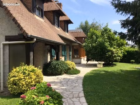 maison 8 pièces 182 m2