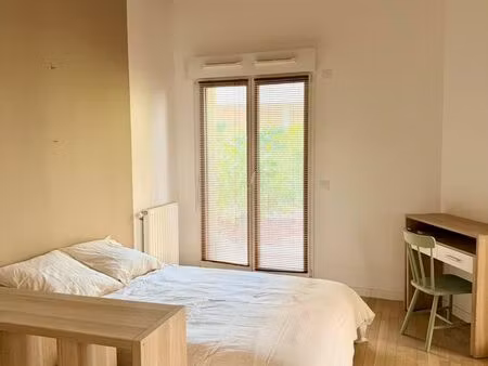 studio meublé 35 m² avec terrasse et parking – résidence lisière pereire  saint-germain-en